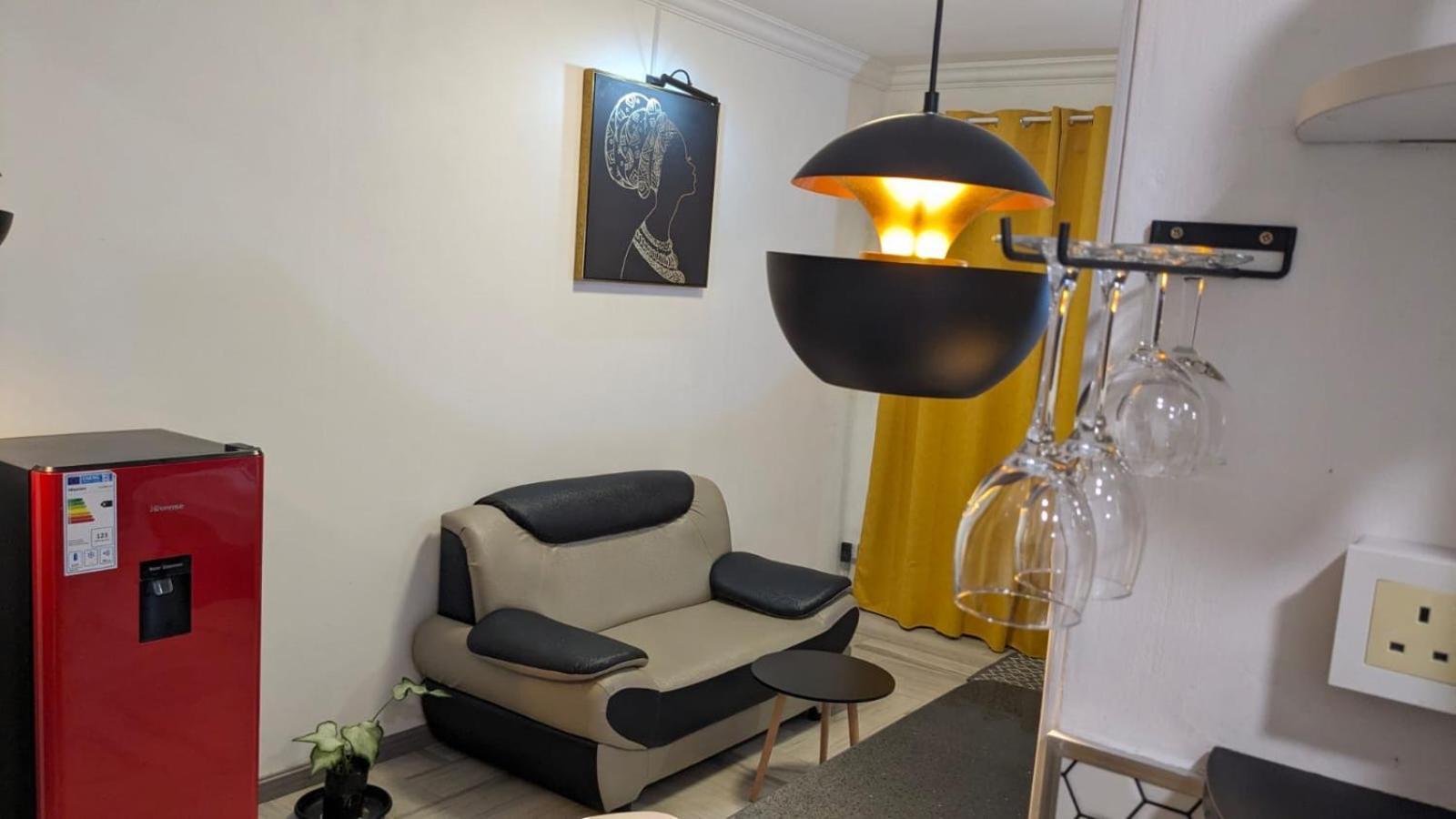 Happy House - Cosy Apartment With Private Pool And Walking Distance To Blue Bay Beach Exterior foto
