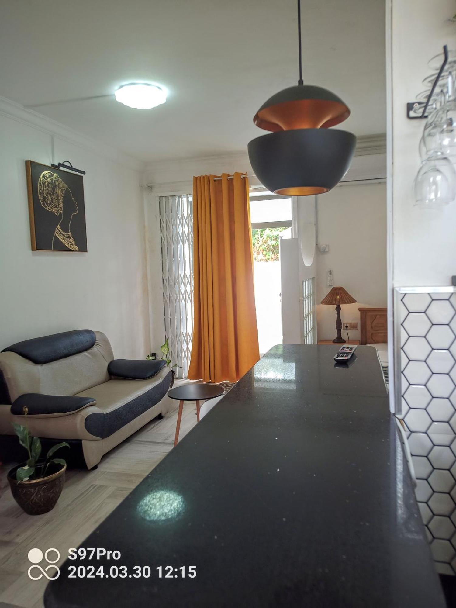 Happy House - Cosy Apartment With Private Pool And Walking Distance To Blue Bay Beach Exterior foto