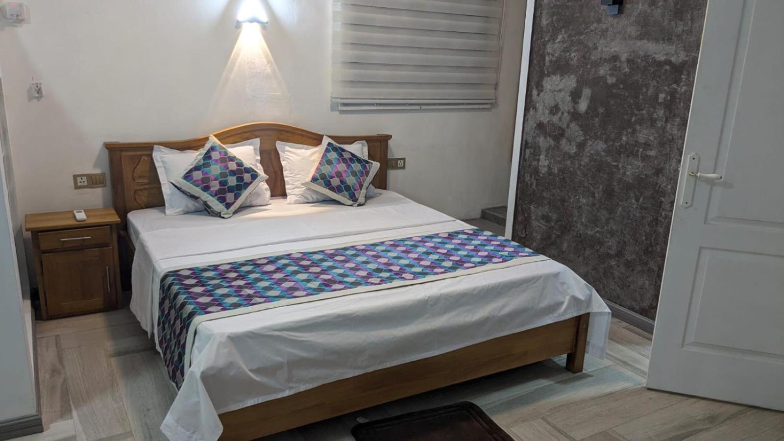 Happy House - Cosy Apartment With Private Pool And Walking Distance To Blue Bay Beach Exterior foto